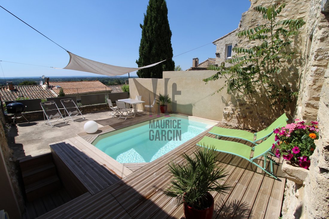 For Sale Town House Composed Of 2 In Lagnes, Provence Alpes Côte D'azur