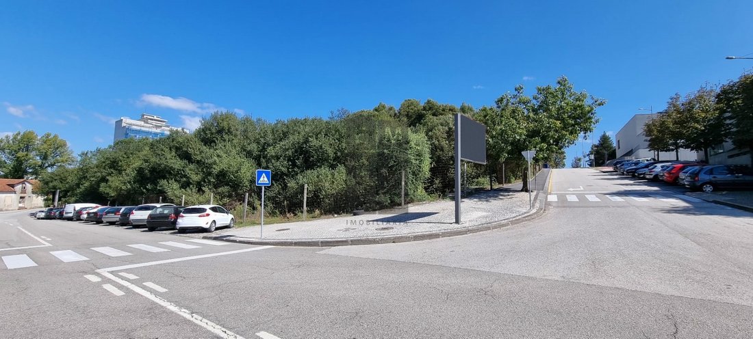 Land in Oliveira de Azemeis, Santiago de Riba-Ul, Ul, Macinhata da Seixa e Madail, Aveiro District, Portugal 1 - 12258348