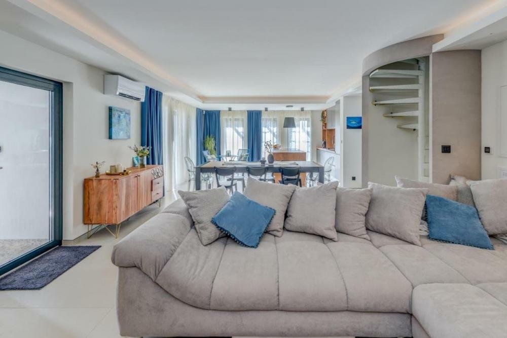 Villa in Milna, Split-Dalmatia County, Croatia 2 - 12261575