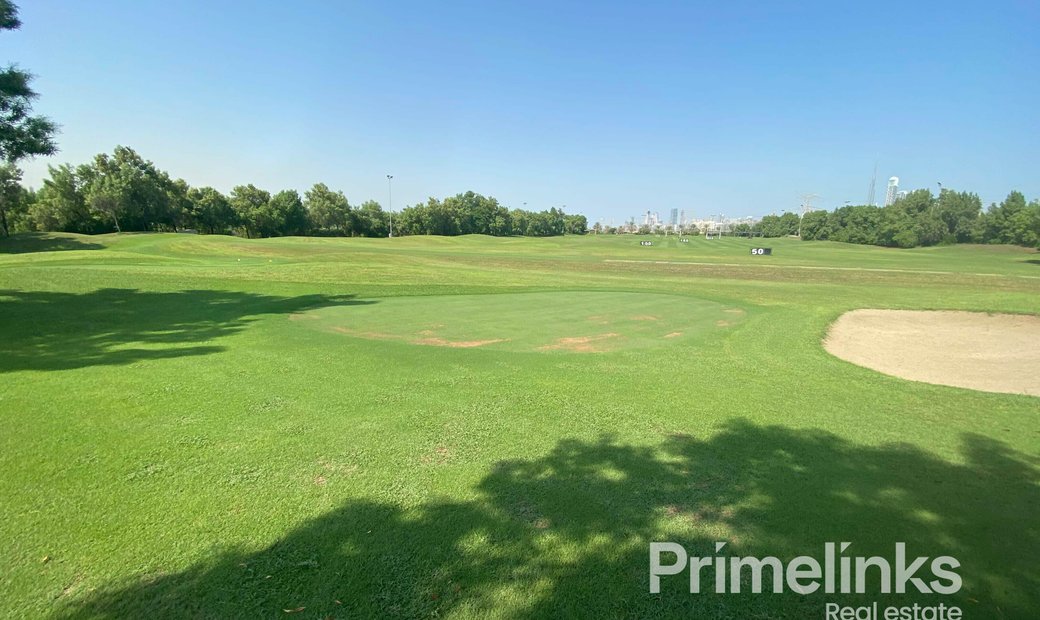 Residential Villas Plot Right On The Golf In Dubai, Dubai, United Arab