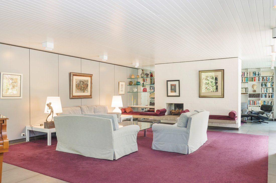 Exceptional Property On A 2.430m2 In Cologne, North Rhine Westphalia