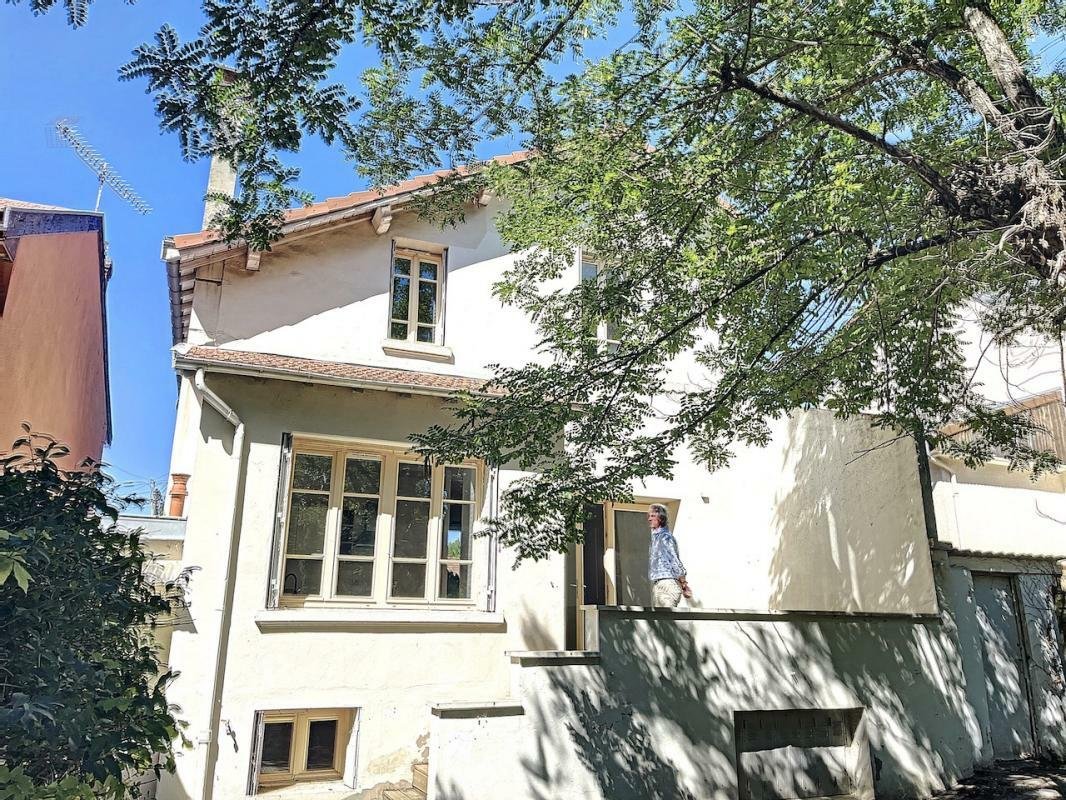 Maison De Ville 130 M2 Dans Sainte Foy Lès Lyon, Auvergne Rhône Alpes