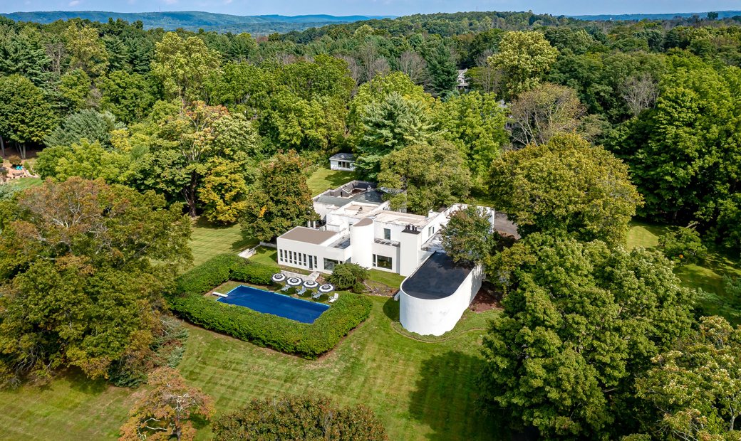 6 Bedrooms Single Family Detached In Chester, New Jersey, United States