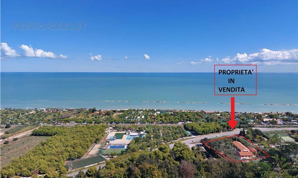 Curated visual reference: Visual Reference: Villa Casa Singola In Fermo Italy In Marche Italy For