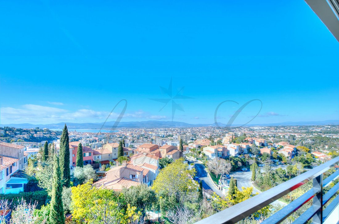 Appartement Saint Raphael In Saint Raphaël, Provence Alpes Côte D'azur