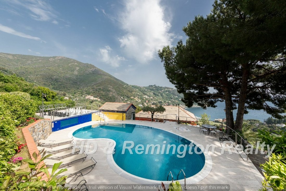 Bonassola Prestigious Property Overlooking The In Bonassola, Liguria