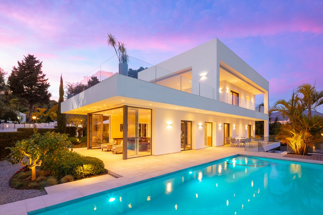 Villa in Puerto Banus, Marbella, Spain 1 - 12264312