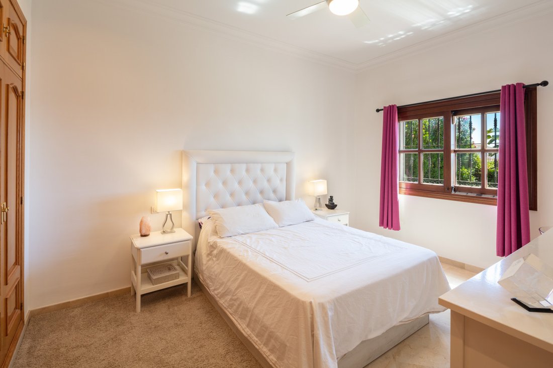 Villa in Benahavis, Andalusia, Spain 3 - 12264450