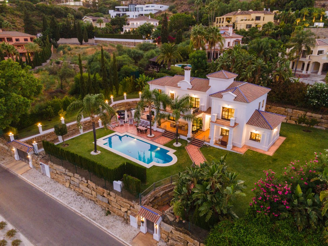 Villa in Benahavis, Andalusia, Spain 2 - 12264450