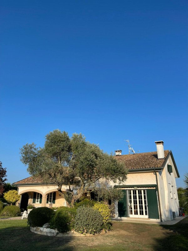 Rovigo Single House In Taglio Di Po, Italy For Sale (12266081)