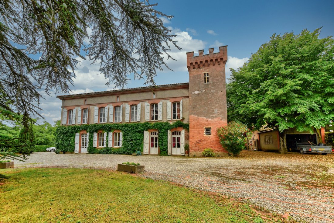 House in Toulouse, Occitanie, France 1 - 12266089