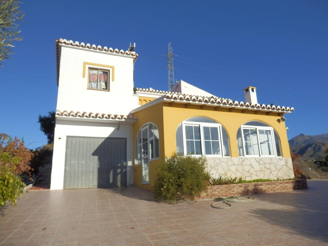 Haus in Nerja, Andalusien, Spanien 1 - 12264889
