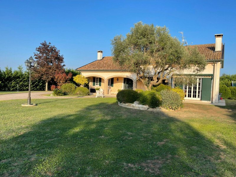 Rovigo Single House In Taglio Di Po, Italy For Sale (12266081)