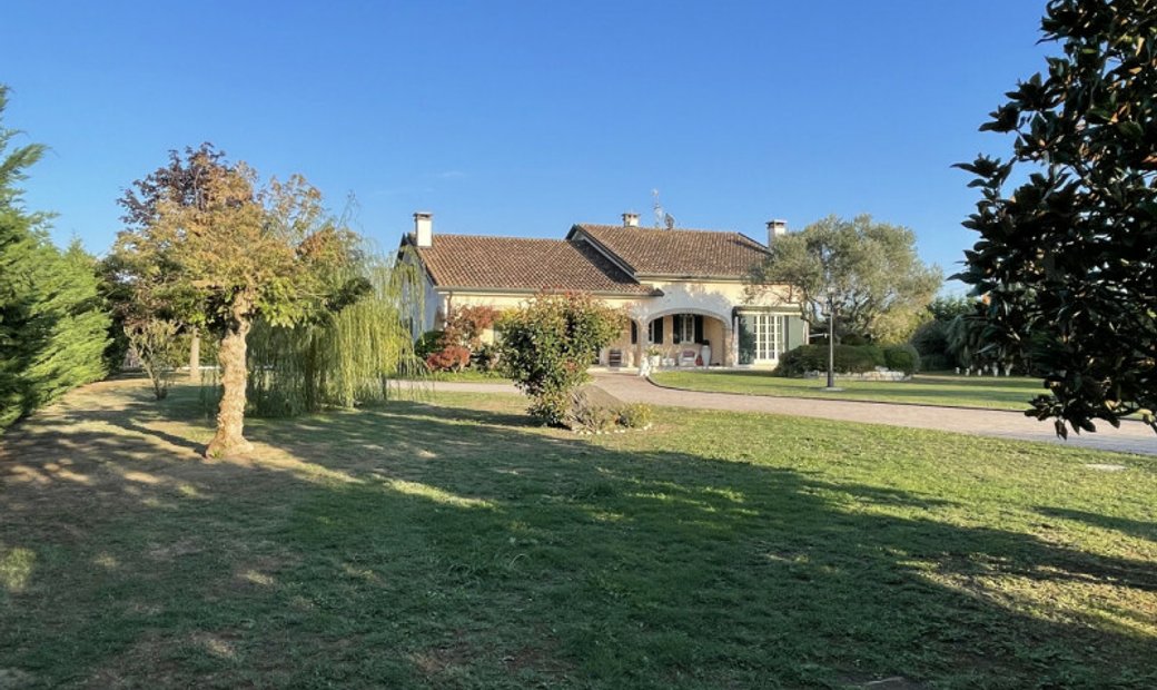 Rovigo Single House In Taglio Di Po, Italy For Sale (12266081)