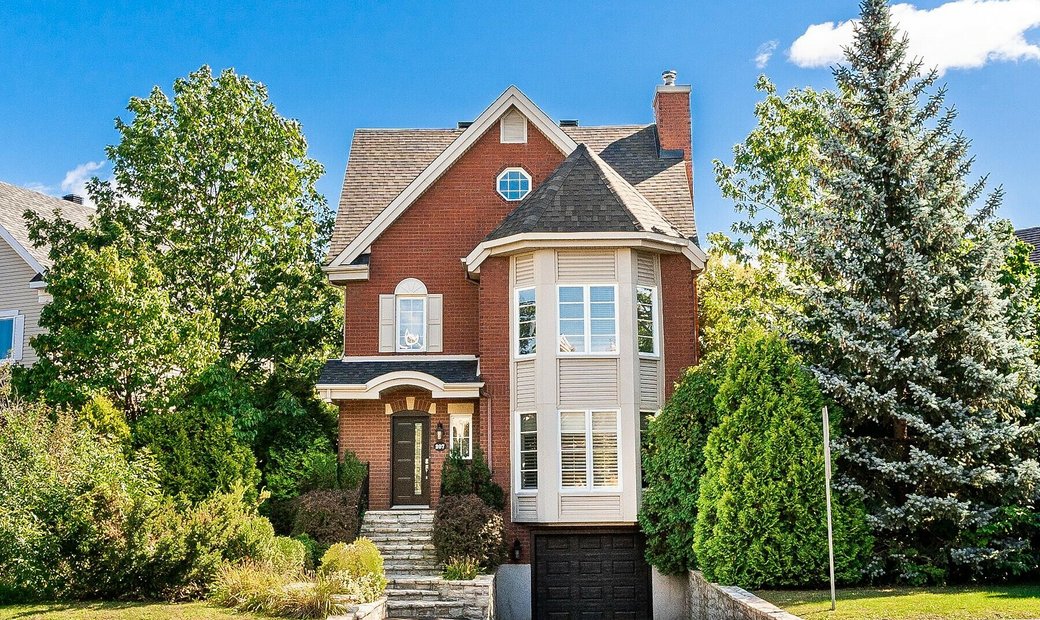 Saint Lambert, Montérégie In Saint Lambert, Quebec, Canada For Sale