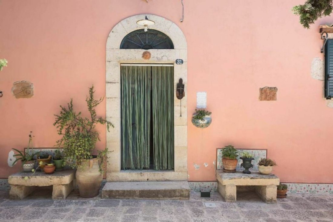 Ragusa House Villa In Marina Di Ragusa, Sicily, Italy For Sale (12265947)