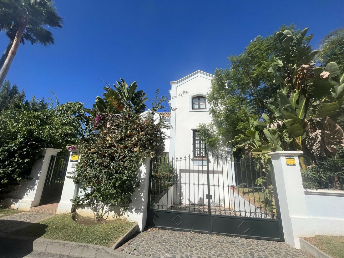 Guadalmina Alta House In Marbella, Andalusia, Spain For Sale (12265114)