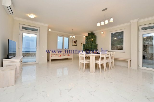 Villa in Pag, Croatia 3 - 12266620