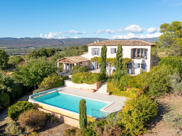 Luxury modern villas for sale in Roussillon, Provence-Alpes-Côte d'Azur ...