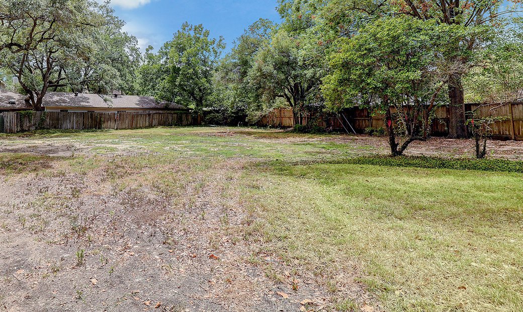 7521 Creekwood Drive In Houston, Texas, United States For Sale (12266766)