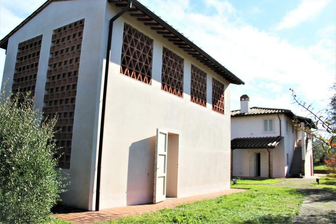 Country House in Palaia, Tuscany, Italy 2 - 12271446