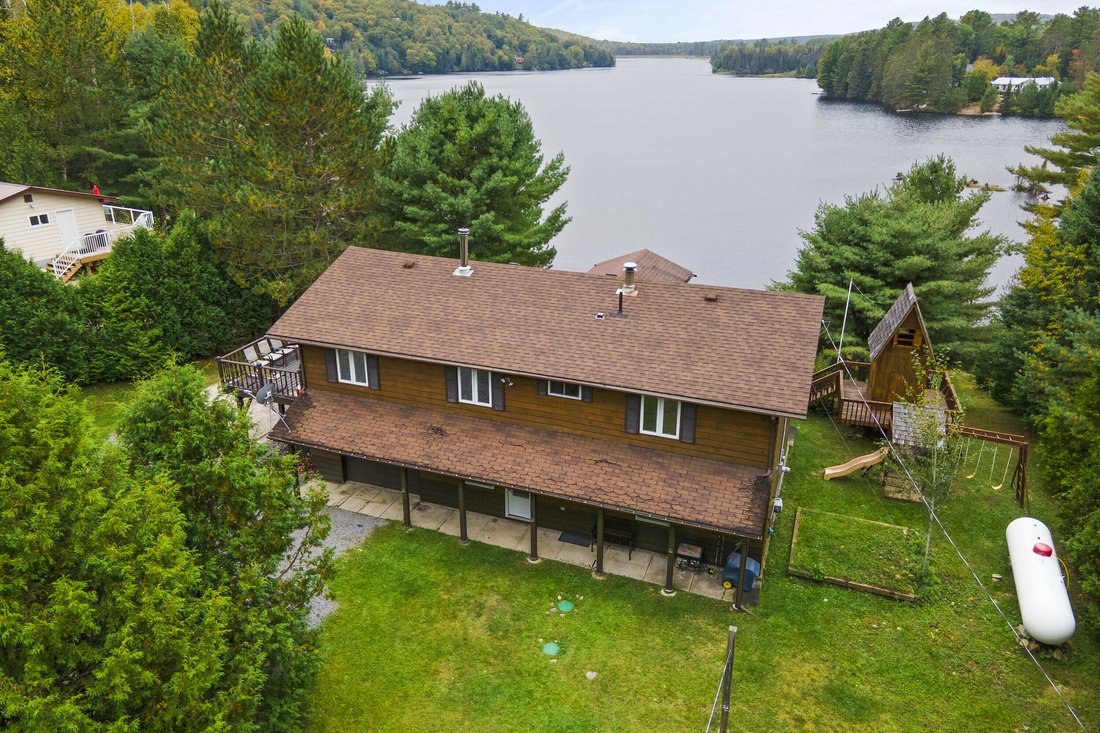 Family Getaway In Sundridge, Ontario, Canada For Sale (12272187)