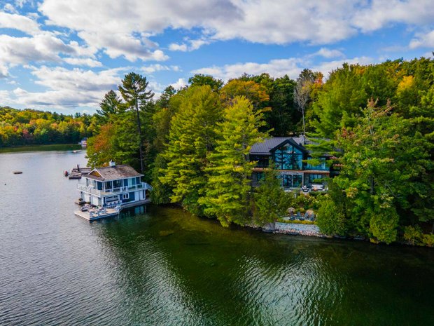 Luxury houses with balcony for sale in Minett, Ontario, Canada ...