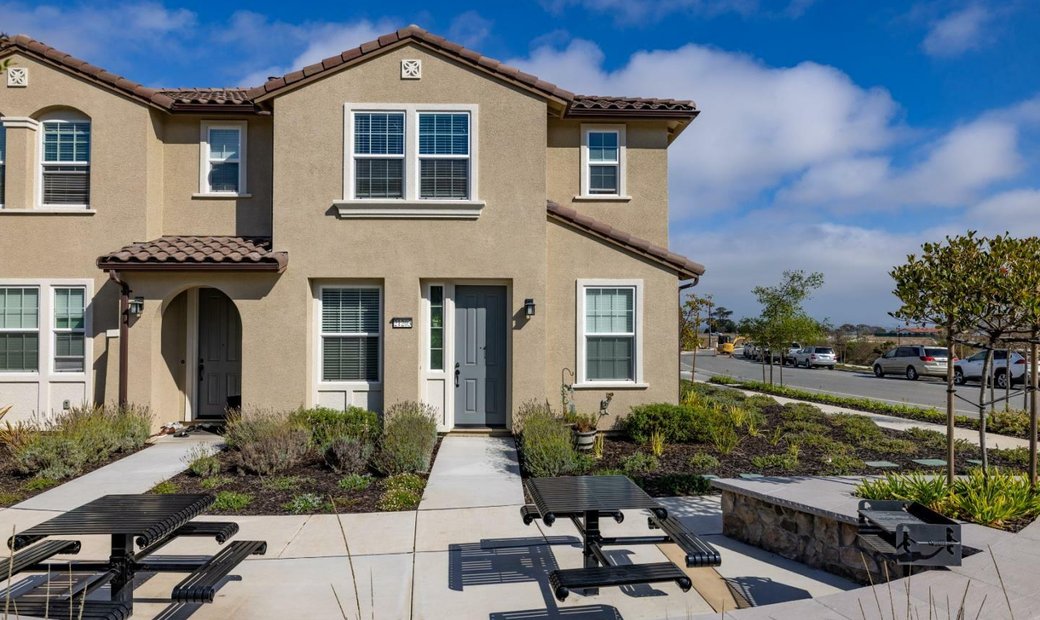 House East Garrison In Marina, California, United States For Sale