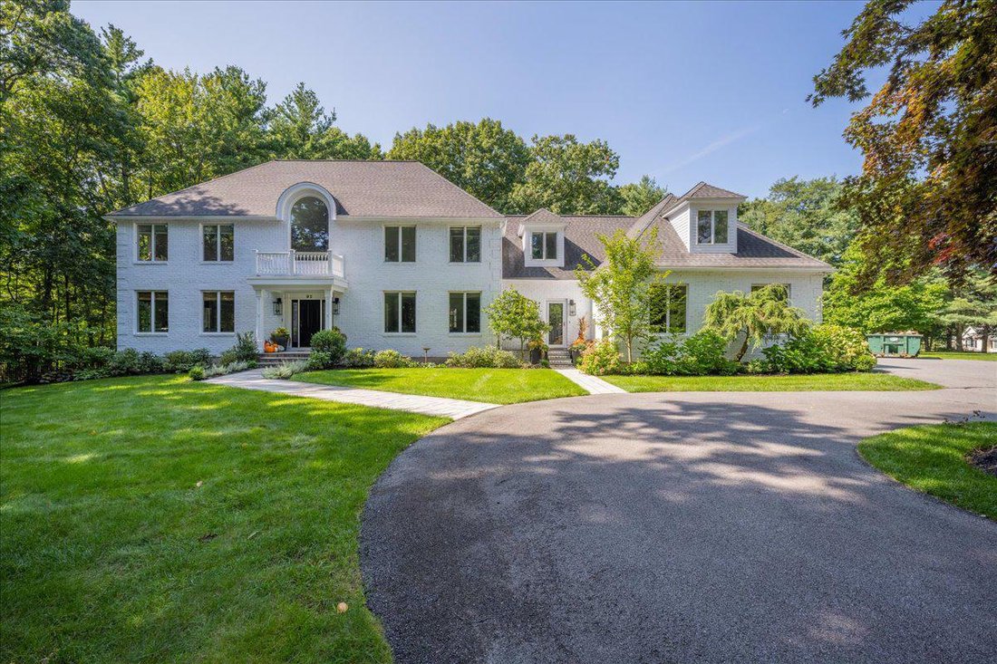 Reimagined Gem In Beautiful In Southborough, Massachusetts, United