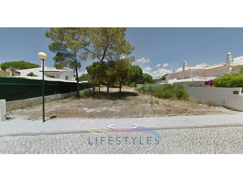 Plot Of Land For Construction In The Golden In Almancil, Algarve