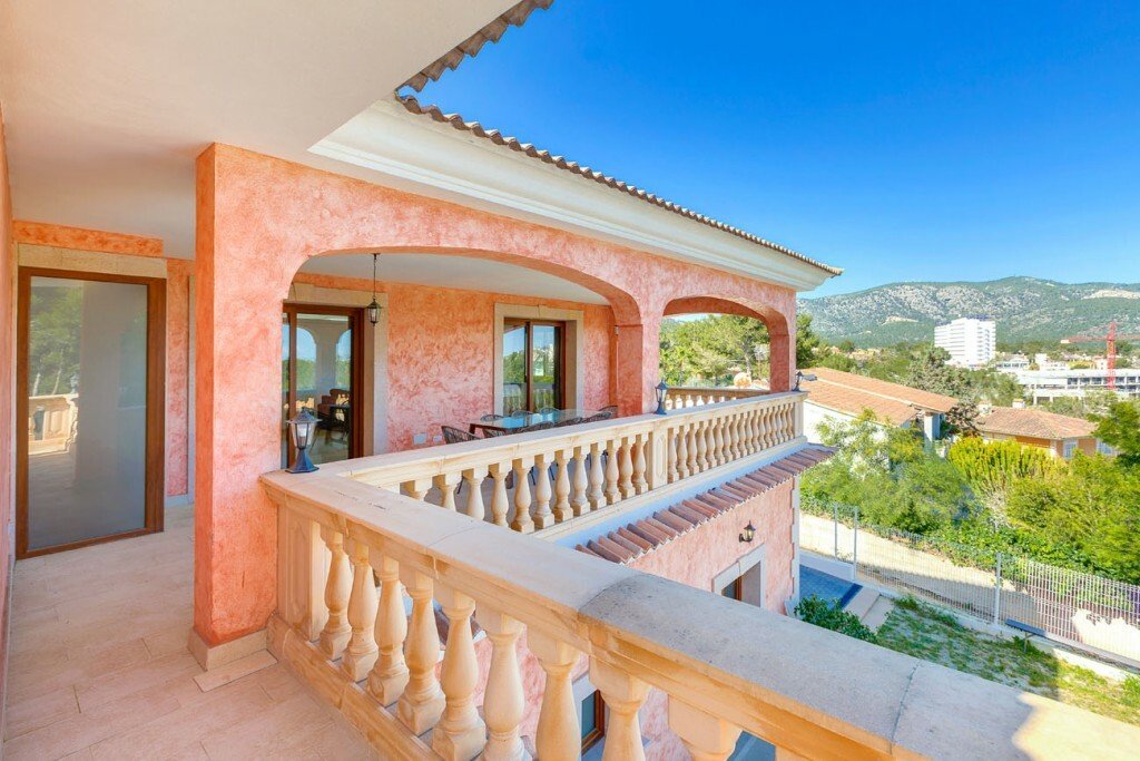 Phenomenal Villa For Sale In A Quiet In Palma Nova, Balearic Islands