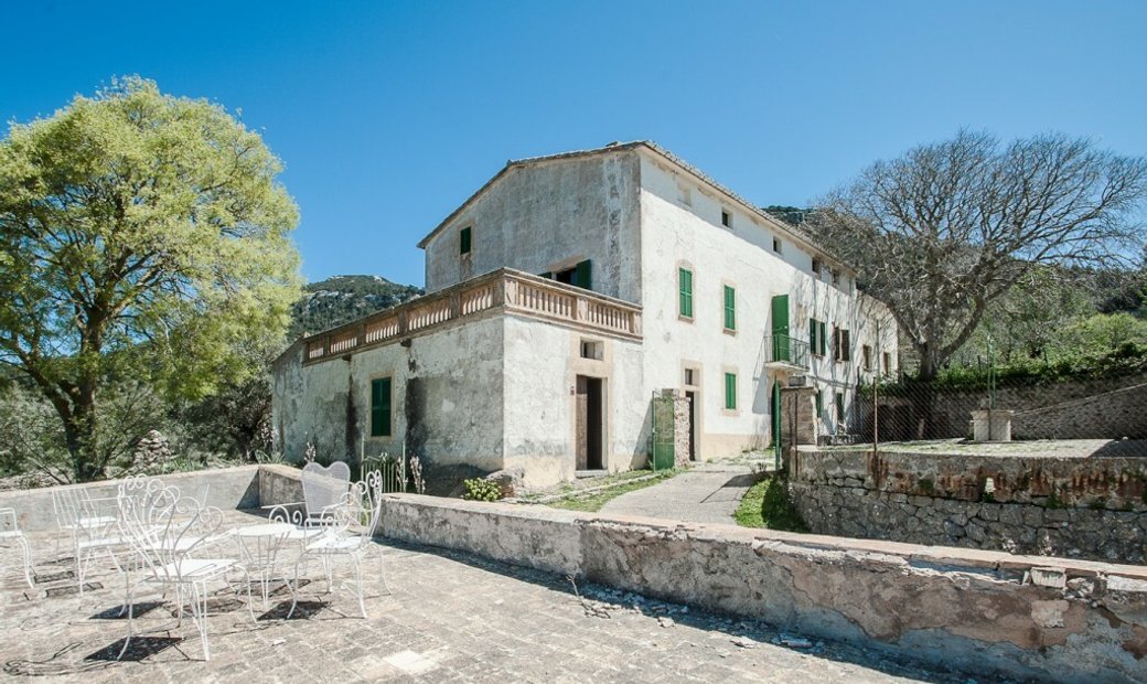 Rustic Estate Puigpunyent, Majorca In Puigpunyent, Balearic Islands
