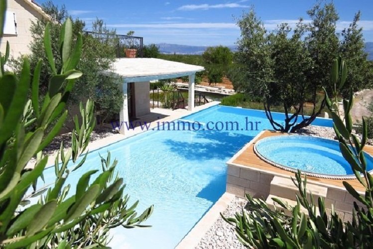 House in Brač, Split-Dalmatia County, Croatia 1 - 12279041