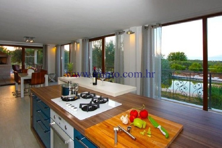 House in Brač, Split-Dalmatia County, Croatia 3 - 12279041