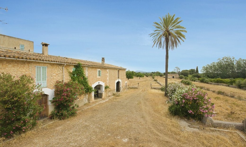 Fantastic Rustic Country Property For Sale In Caimari, Balearic Islands