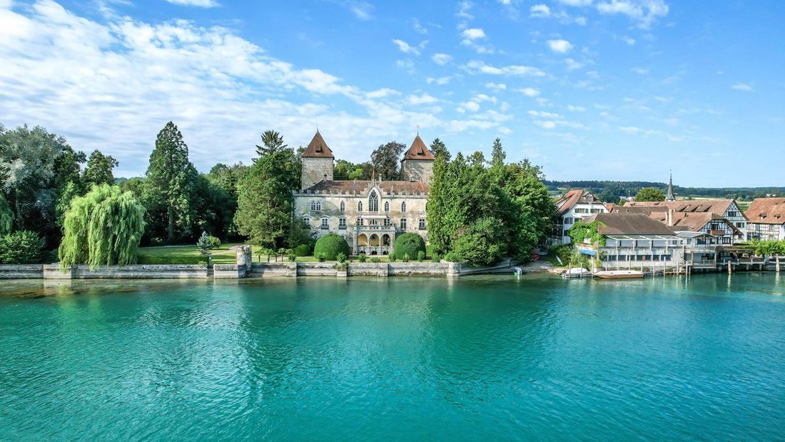 Schloss Gottlieben A 13th Century Castle In Gottlieben Thurgau Schloss Gottlieben A 13th Century Castle In Gottlieben Thurgau