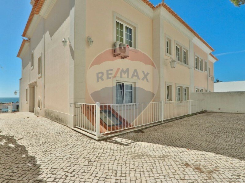Building Sale Cascais In Parede, Lisbon, Portugal For Sale (12279903)