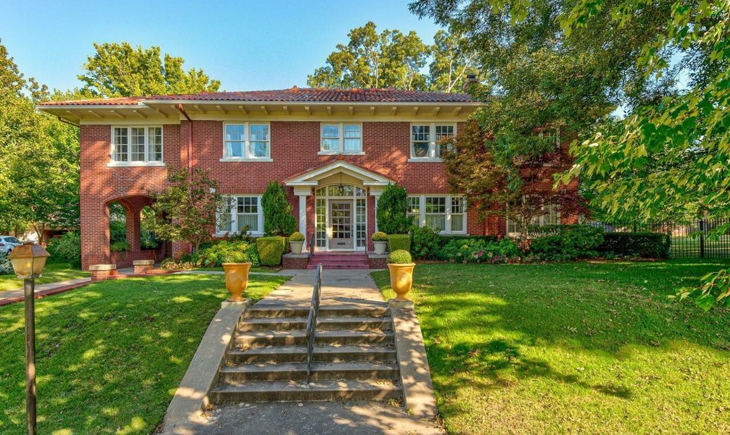 Historic Home On A Desirable Maple Ridge In Tulsa, Oklahoma, United