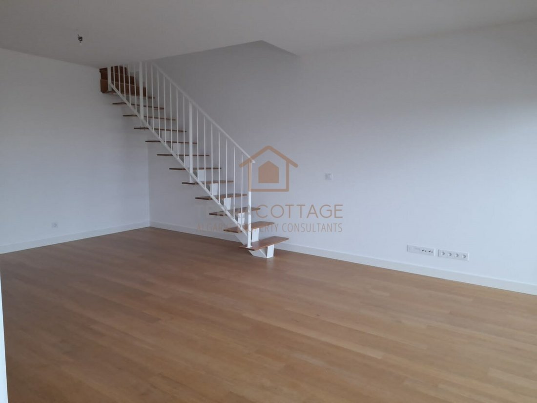 Brand New 3 Bedroom Apartment With A Private Rooftop In Faro, Algarve