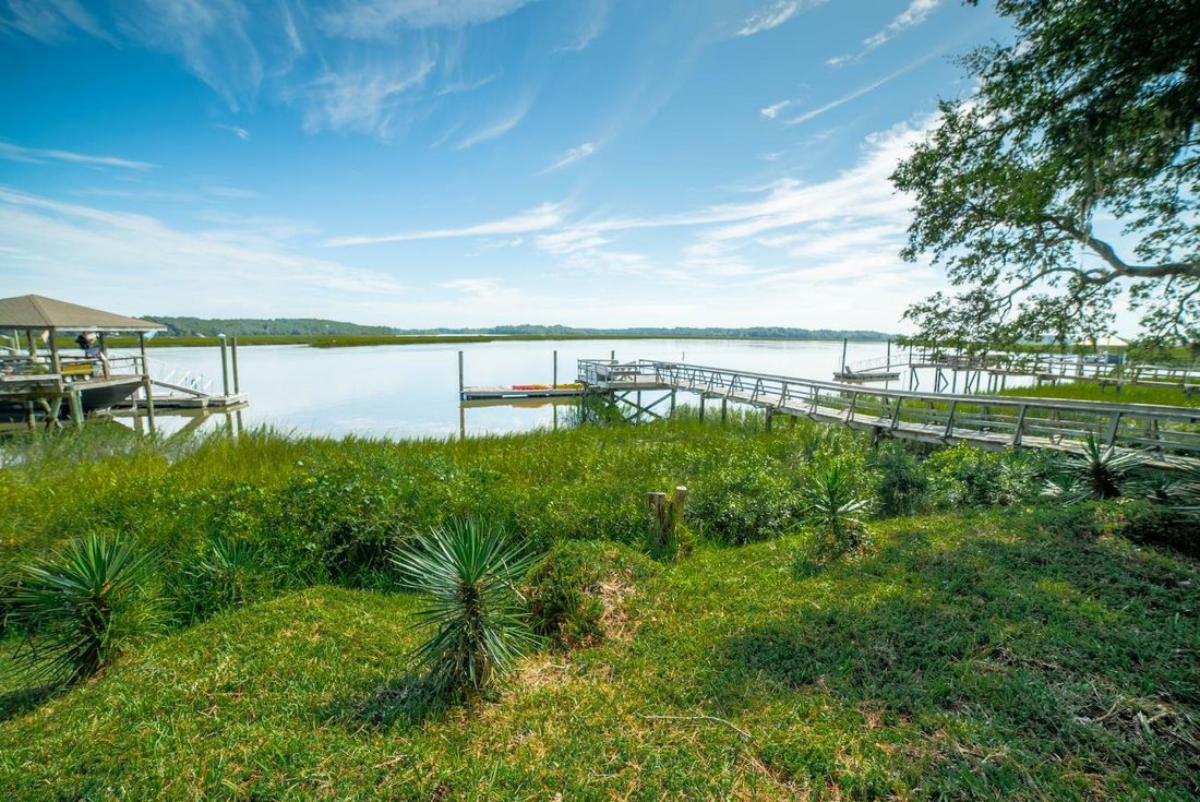 Deep Water Estate With Private Dock In Beaufort, South Carolina, United