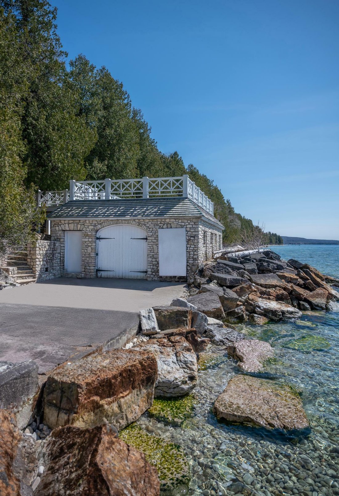 Extraordinary Hidden Treasure In Fish Creek, Wisconsin, United States