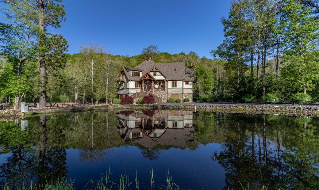 7271 State Hwy 80 South In 28714, North Carolina, United States For