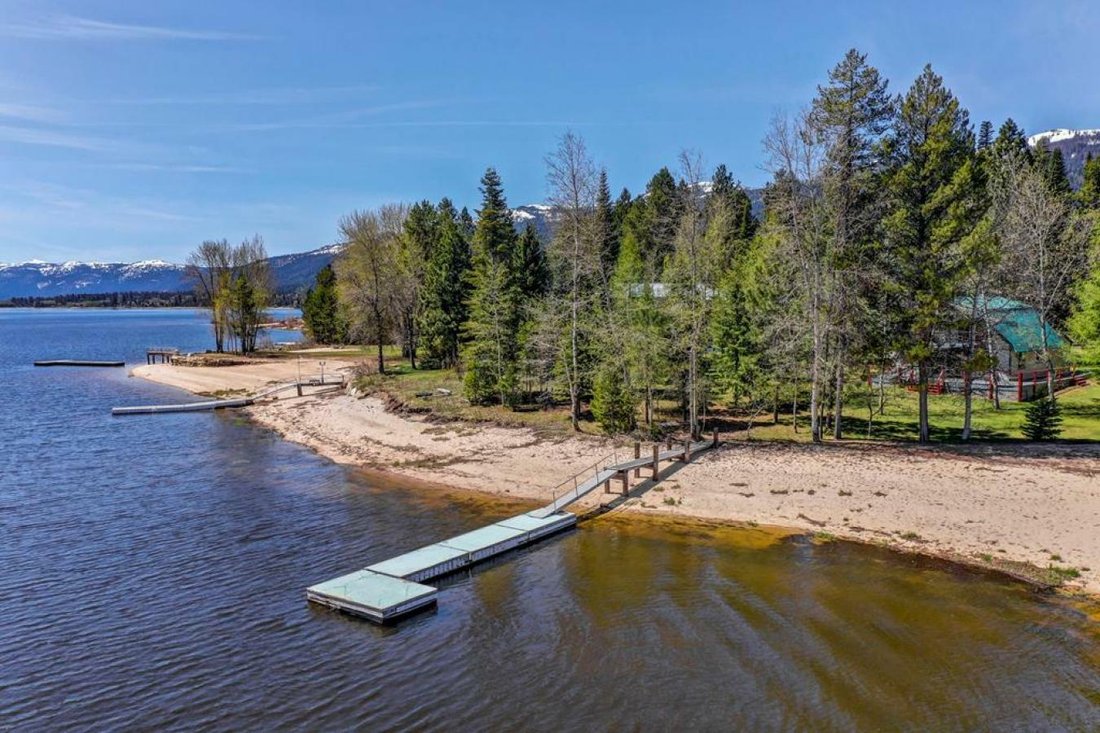 Lakefront Treasure In Donnelly, Idaho, United States For Sale (12285013)