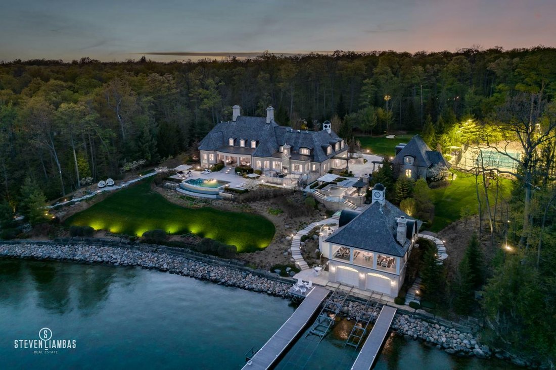 The Hamptons Shanty Bay In Shanty Bay, Ontario, Canada For Sale (12285136)