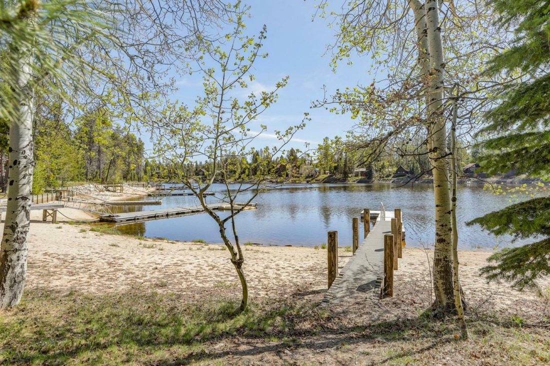 Lakefront Treasure In Donnelly, Idaho, United States For Sale (12285013)