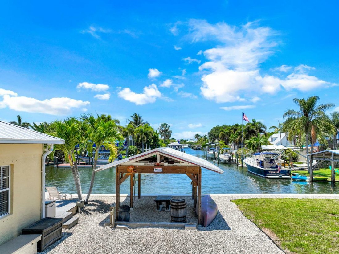 Boater And Fisherman's Dream Haven In Saint James City, Florida, United