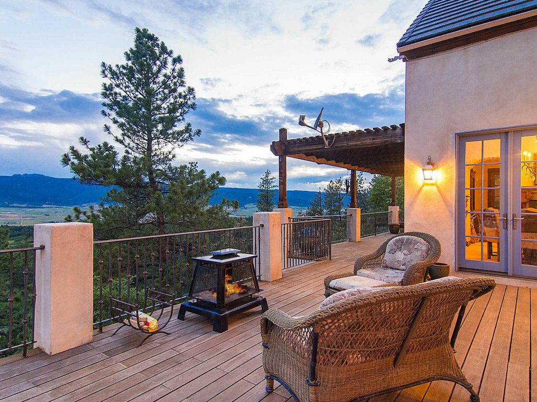 Exquisite Custom Built Chalet With In Sedalia, Colorado, United States