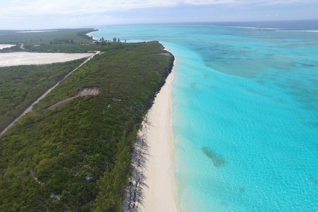 Land in Whitby, Caicos Islands, Turks and Caicos Islands 1 - 12285758