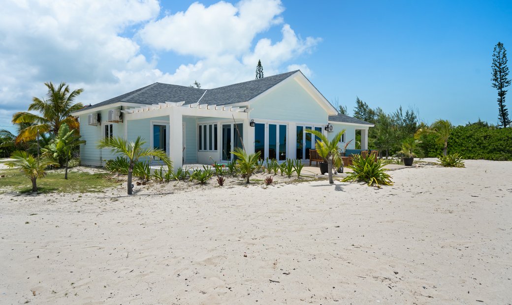 Spooner's Bay In Nicholls Town, North Andros, The Bahamas For Sale ...