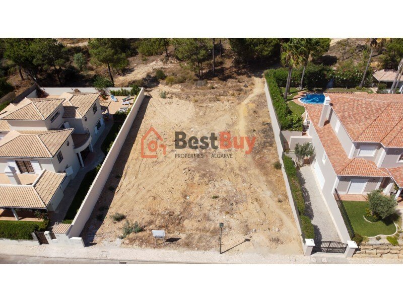 Building Plot In Varandas Do Lago, Quinta Do Lago In Loulé, Algarve